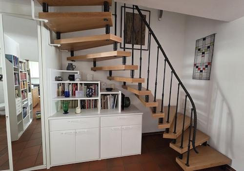 Treppe_Blick vom 2. ins 3. OG
