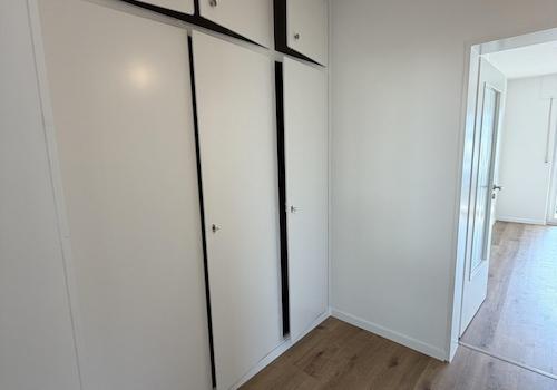 Flur mit Einbauschrank