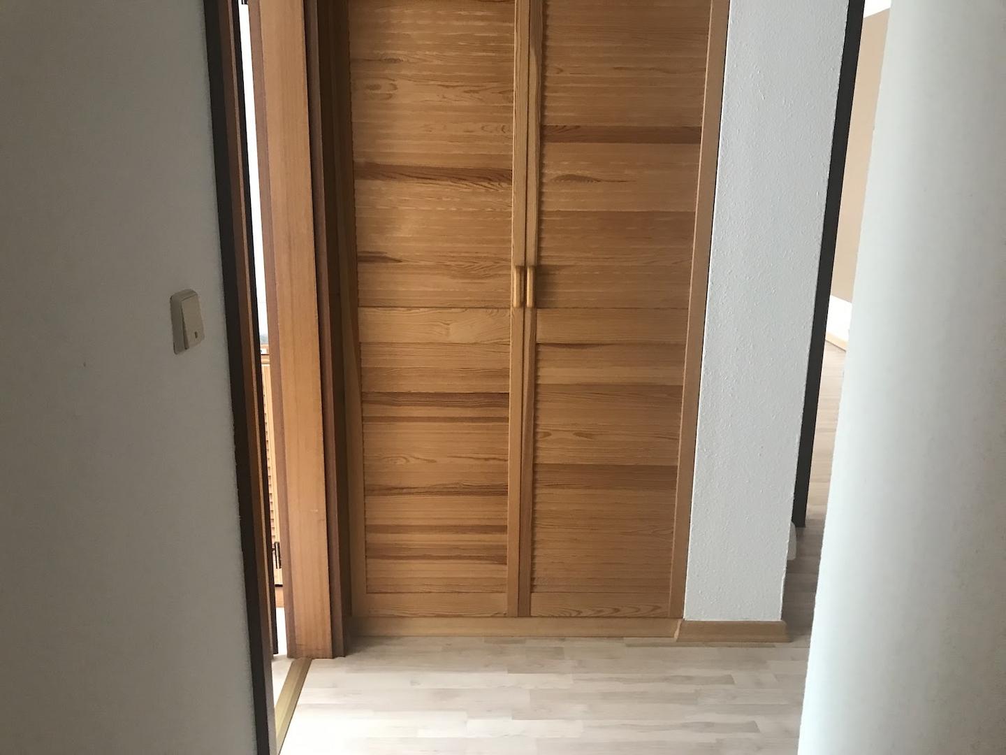 Einbauschrank
