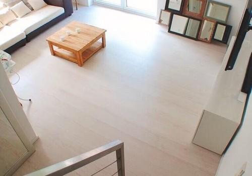 Blick zum Wohnbereich 