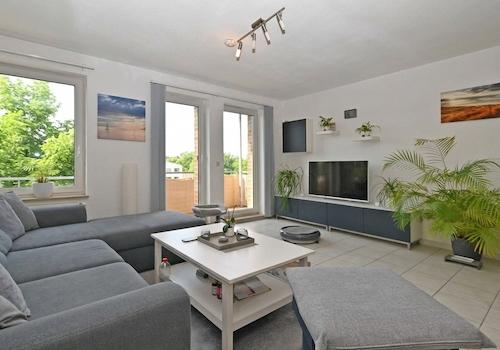 großes Wohnzimmer weitere Ansicht
