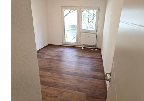 Helles Zimmer 1 mit Balkon