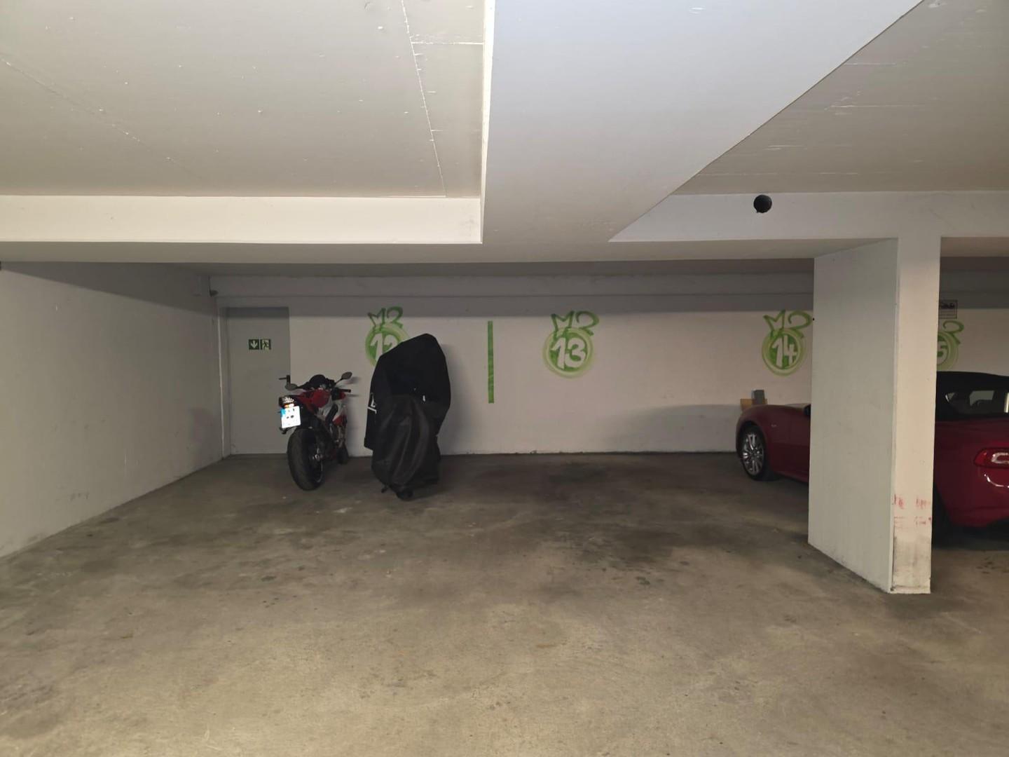 Einzelstellplatz (kein Duplex)