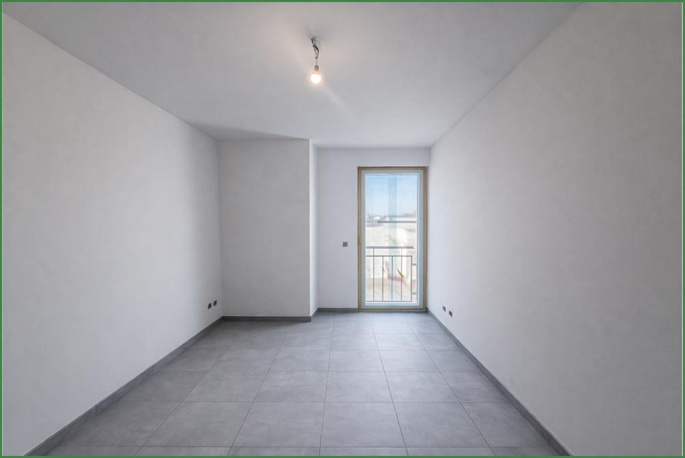 Büro unmöbliert