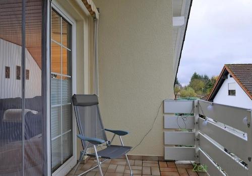 überdachter Balkon zum Garten