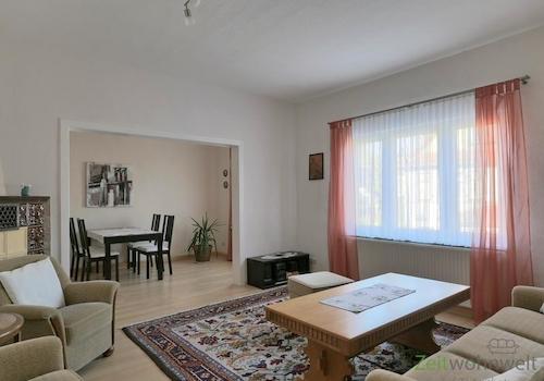 Blick ins Wohnzimmer