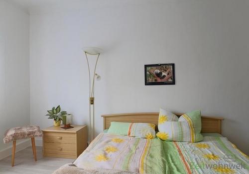 Blick ins rechte Schlafzimmer