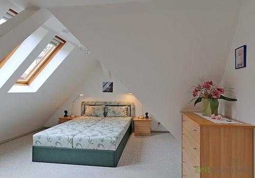 Blick in den Schlafbereich