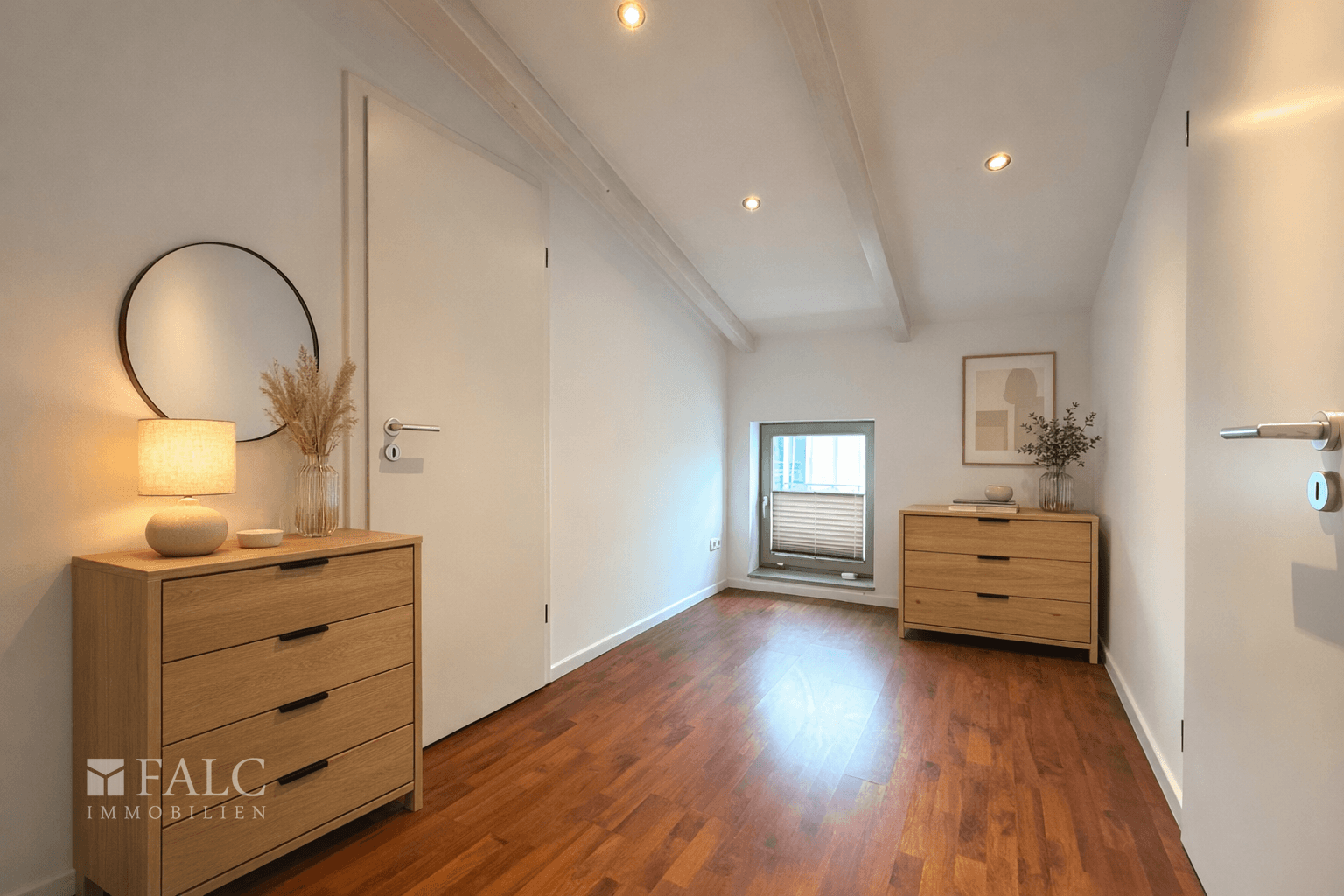 Beispielbild Durchgangszimmer