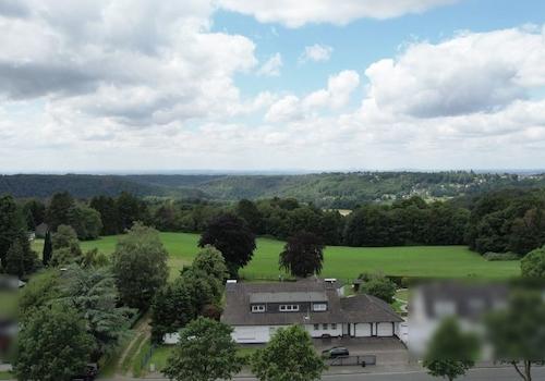 DJI_0044 - frame at 0m2s