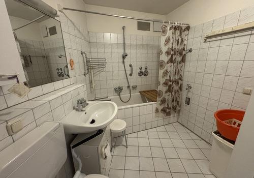 Wannenbad groß