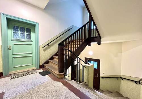 Sehr gepflegtes Treppenhaus