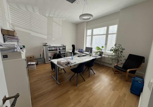 Büro1-