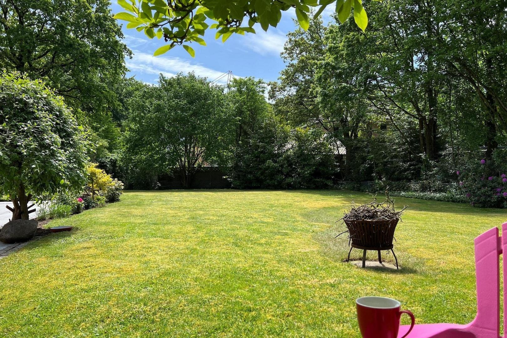 Garten im Sommer