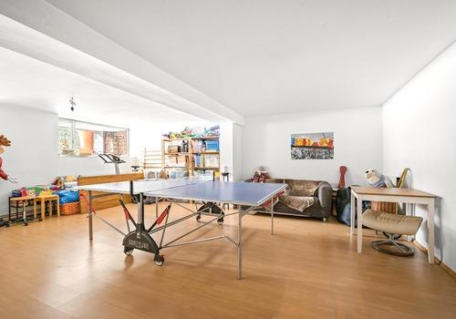 Hobbyraum/Büro im Souterrain