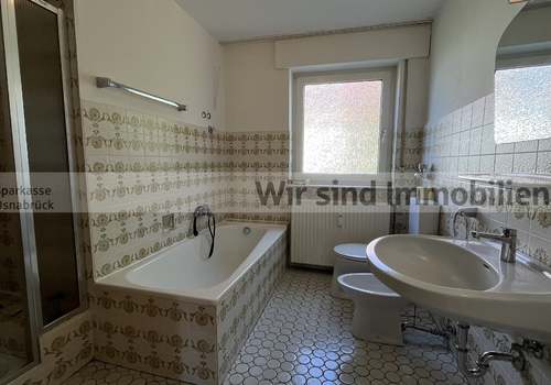 Badezimmer Wohnung EG