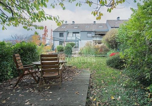 Haus vom Garten aus