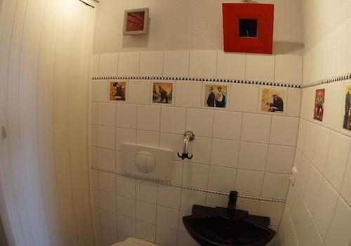 DG WC
