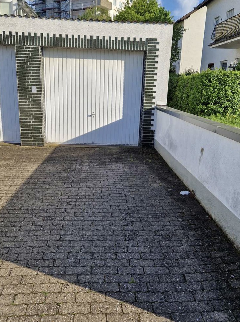 Stellplatz / Garage