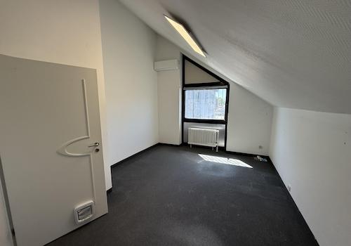 2. Schlafzimmer m. Klima