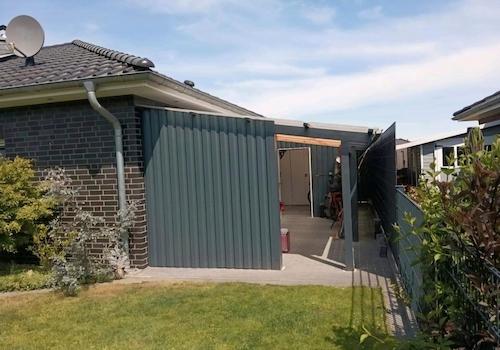 Schuppen offen & abschließbar