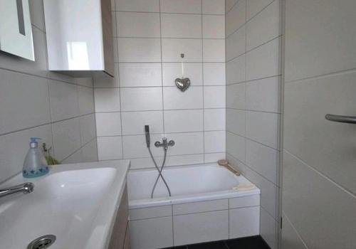 Gäste WC m. Badewanne