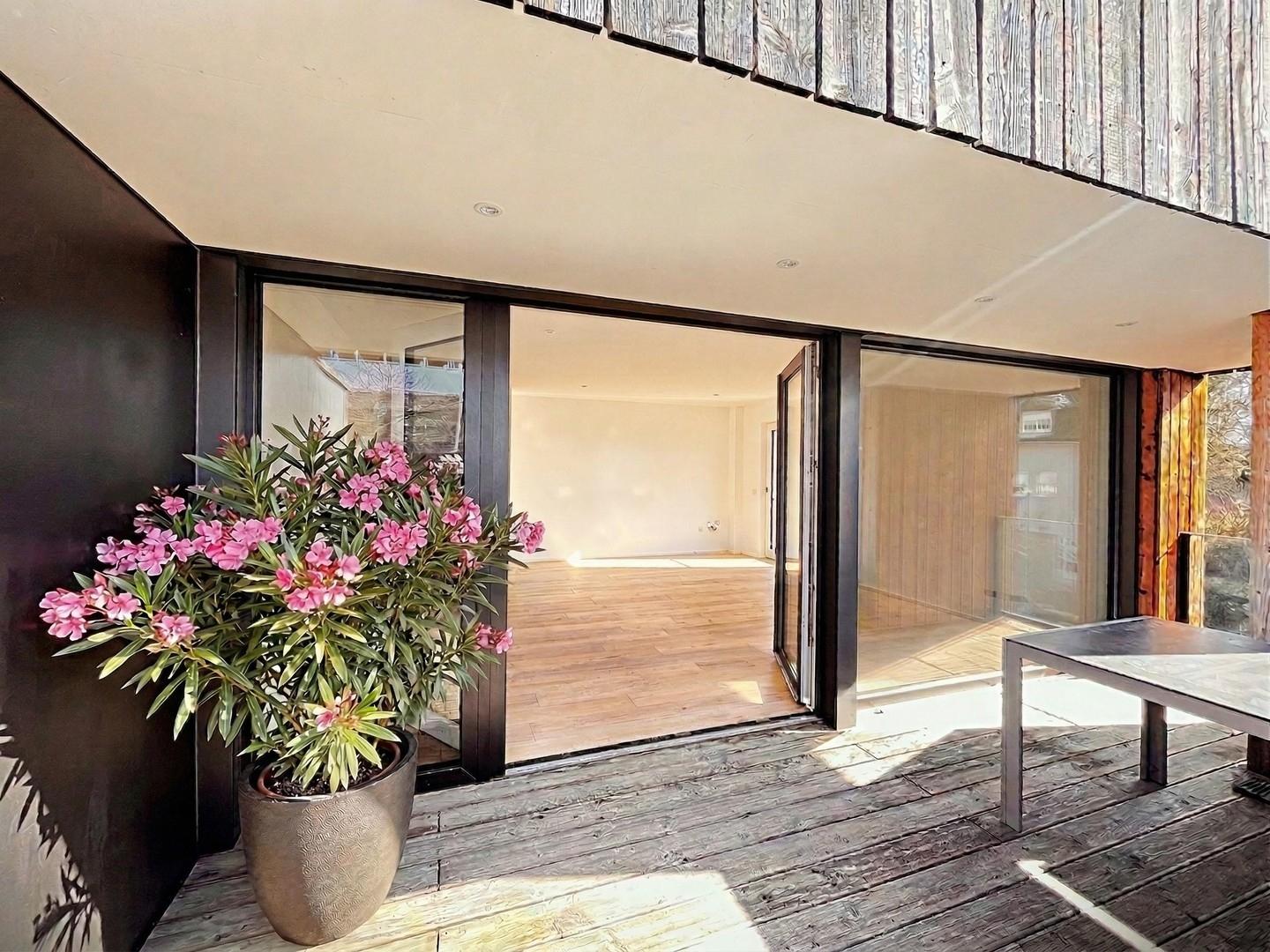 Whg. OG links-Terrasse-Loggia