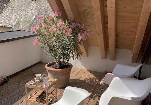 Whg. DG rechts-Terrasse-Loggia