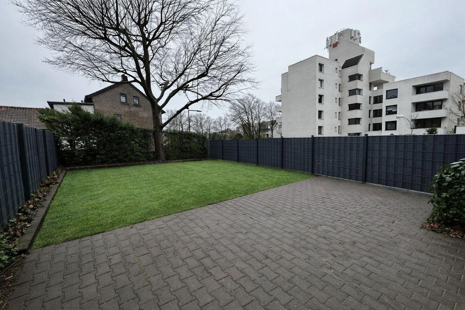 geplanter Garten mit Terrasse