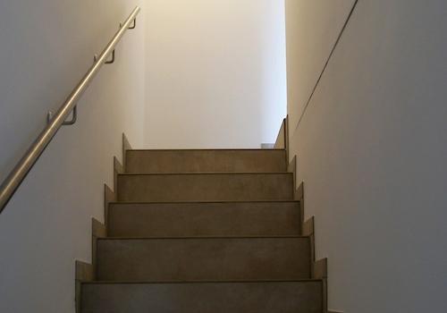 Treppe innen EG - Souterrain