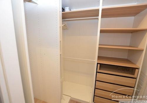 begehbarer Kleiderschrank