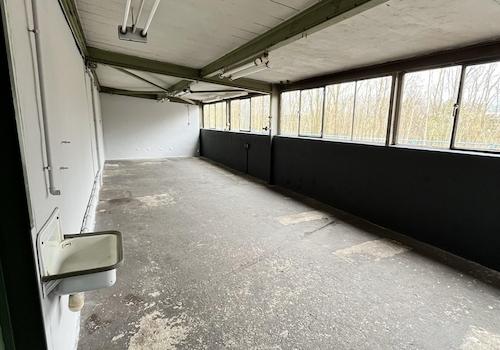 Halle 1 Nebenraum 1 - 860m²