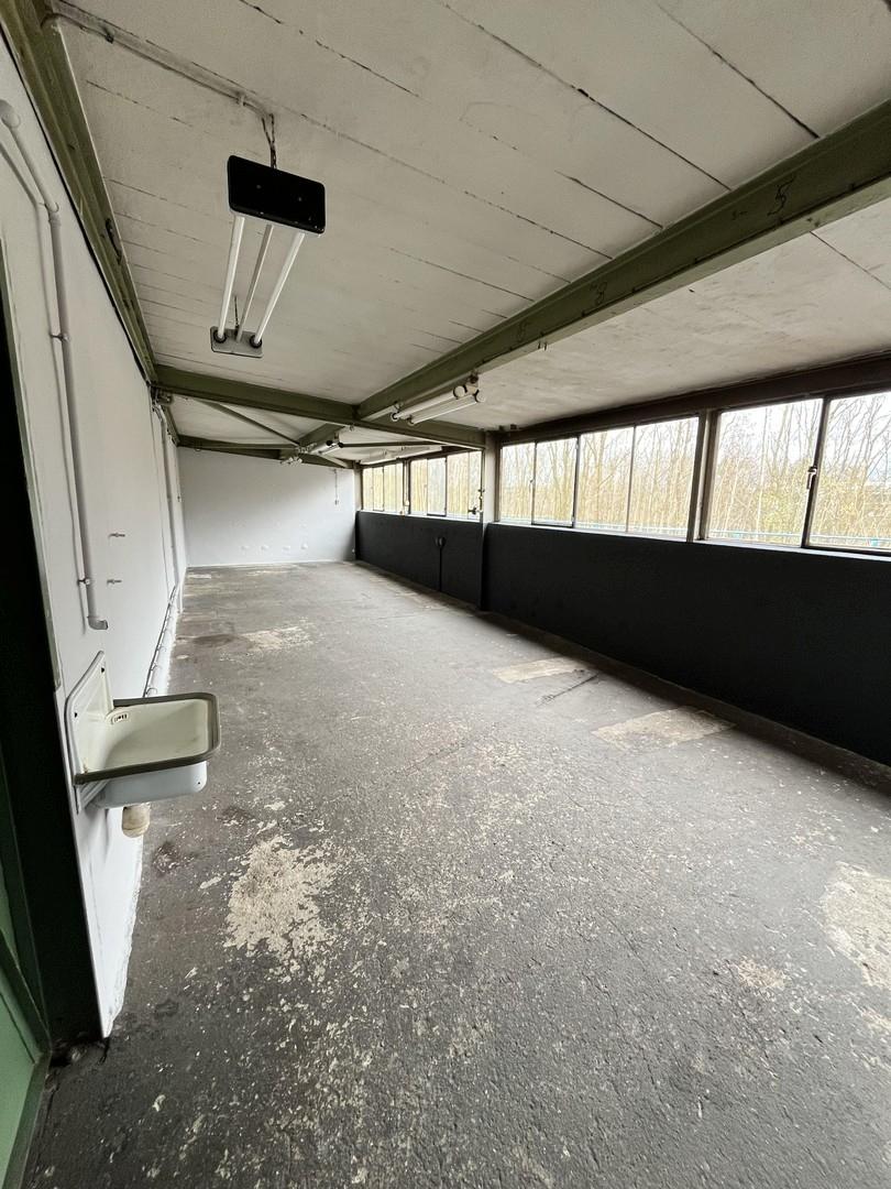 Halle 1 Nebenraum 1 - 860m²