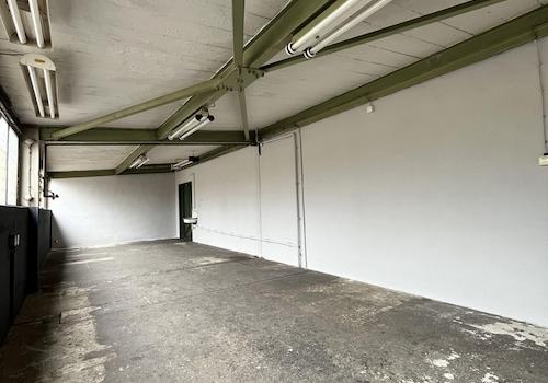 Halle 1 Nebenraum 1 - 860m²