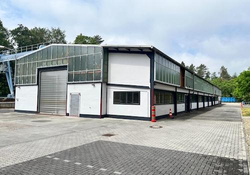 Halle - Gesamt 1.400m² 