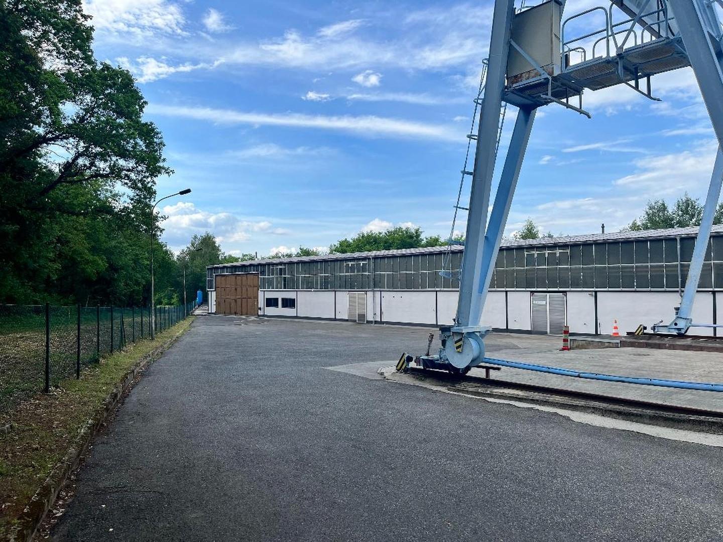 Zufahrt - Außengelände