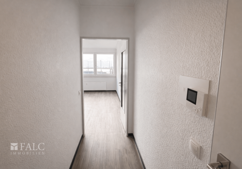Vom Flur in das Wohnzimmer