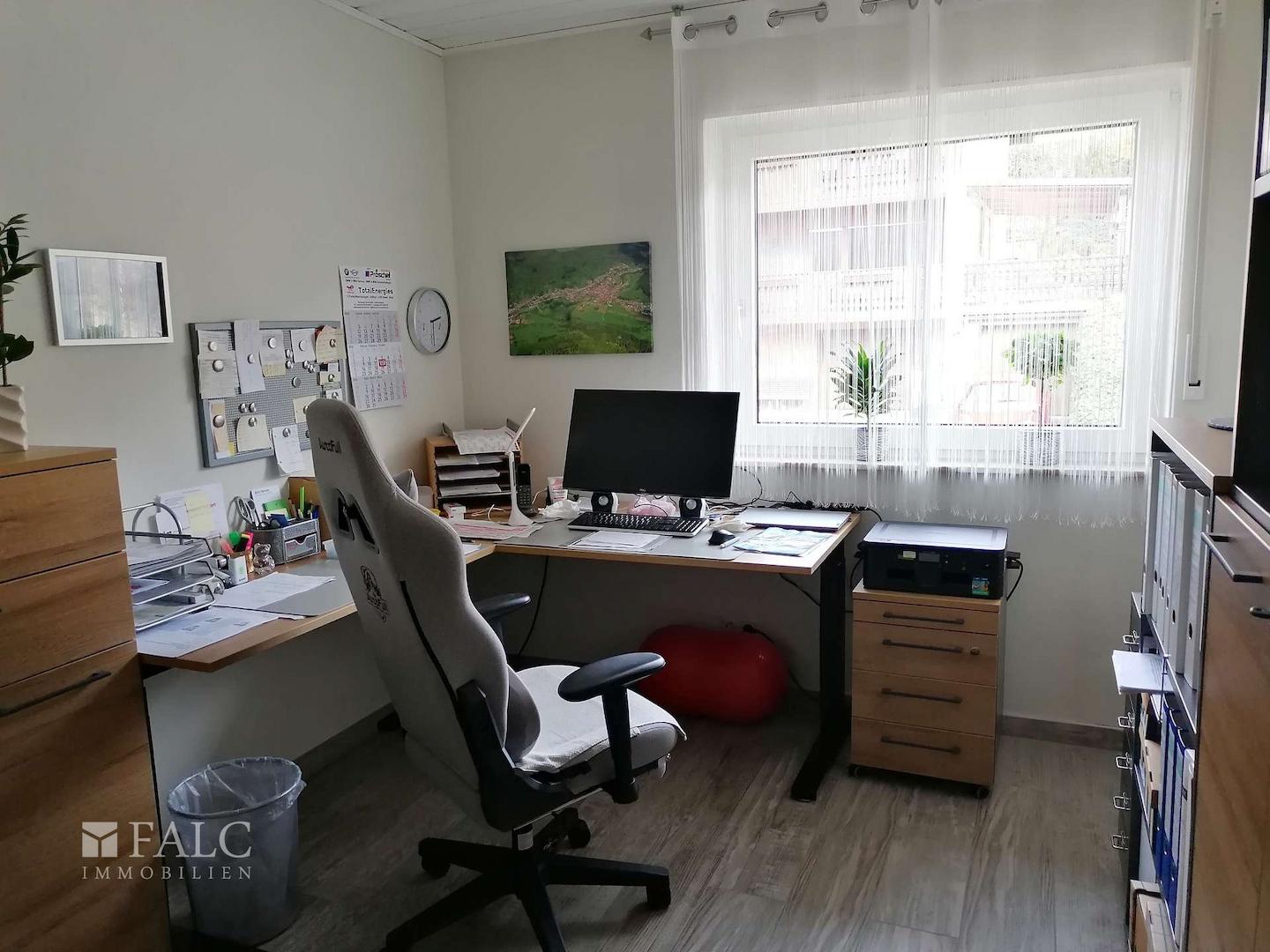 Arbeitszimmer