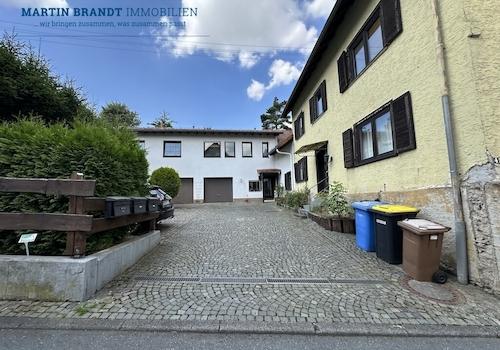 Zufahrt zum Innenhof