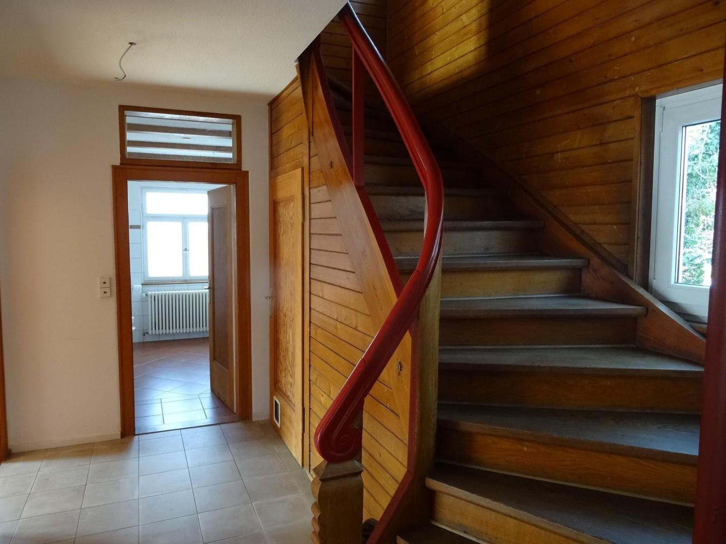 Flur, Holztreppe