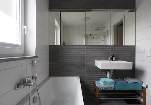 Spiegel-Einbauschrank