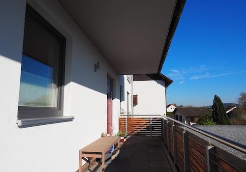 Überdachter privater Zugang