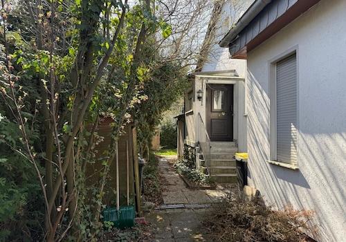 Flurweg Haupteingang