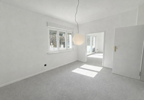 1. Zimmer (Esszimmer)