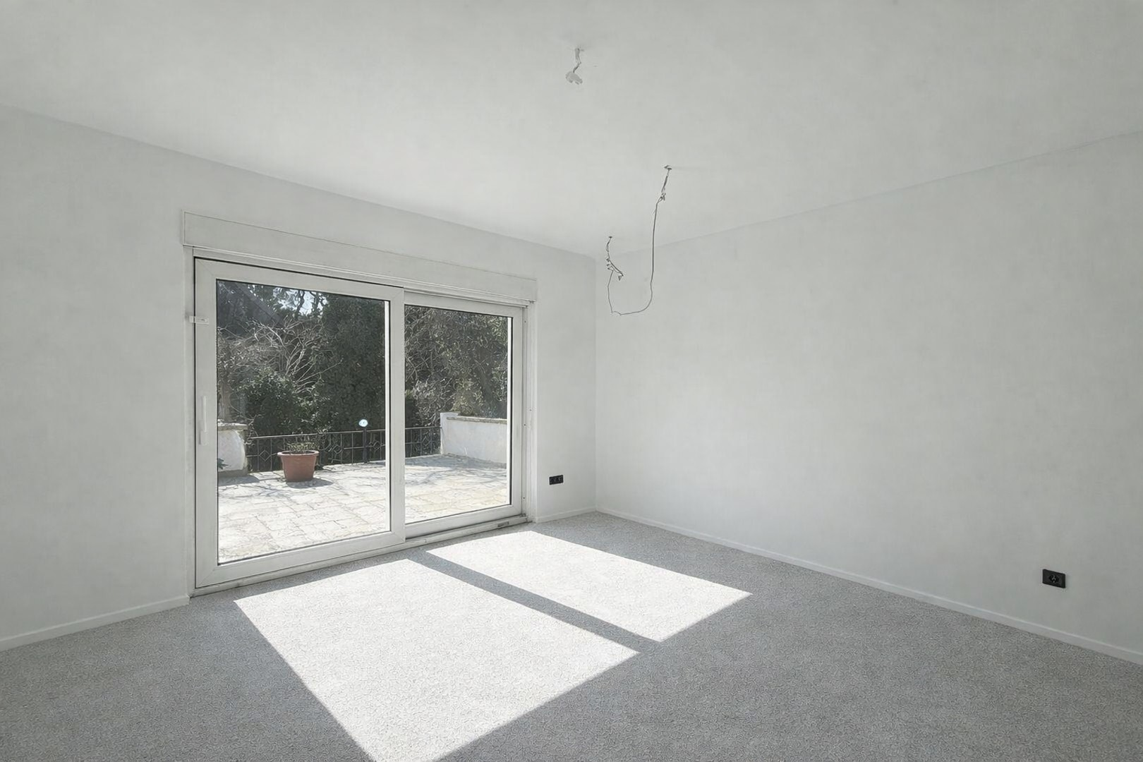 Zimmer Zwei Tür Terasse