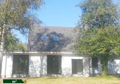 Seitenansicht EFH in ländlicher Alleinlage