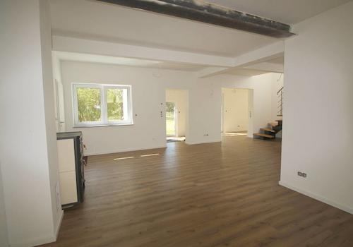 EG-Panoramablick mit Zugang pot. Schlafzimmer