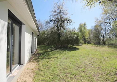 2.558 m² Eigentumsgrundstück mit altem Baumbestand