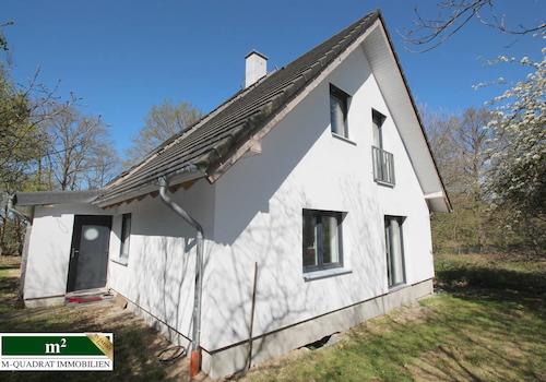 Eingangsbereich des nahezu fertiggestellten EFH