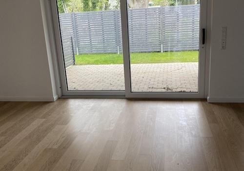 Wohnzimmer mit Schiebetür